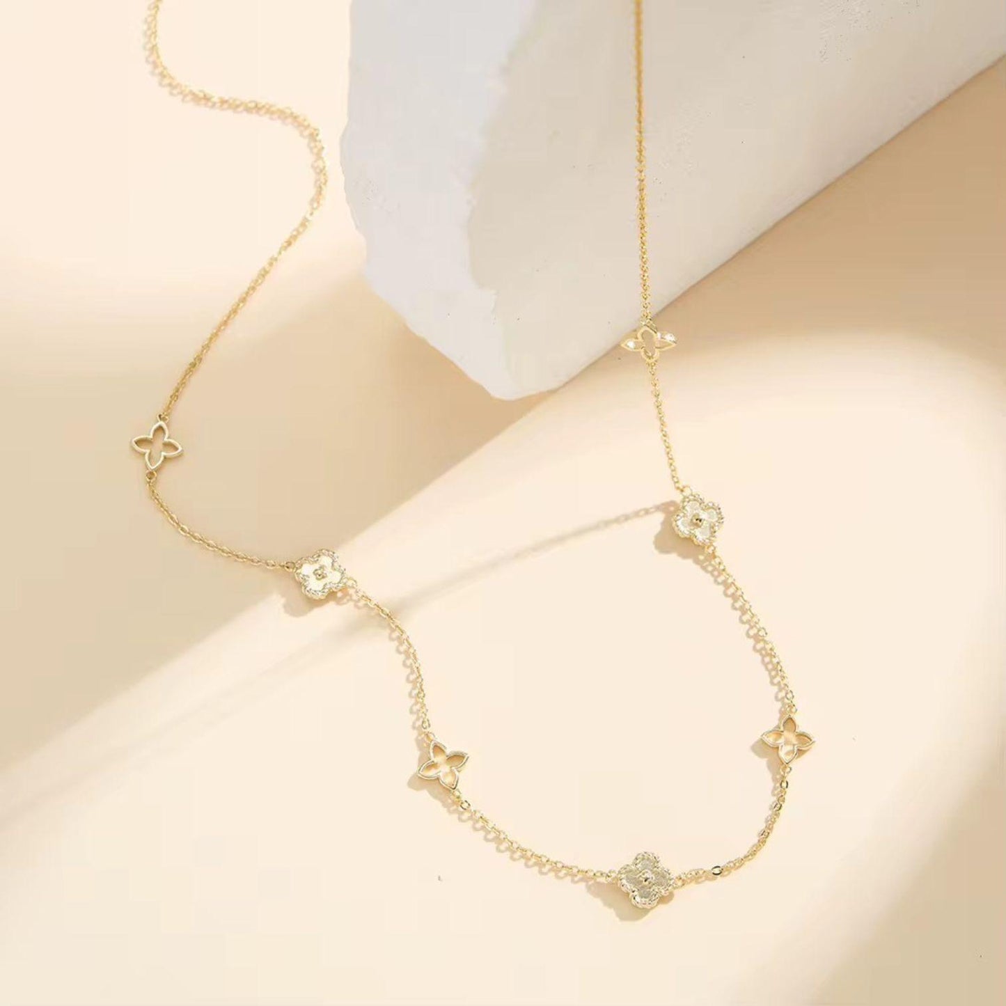 The Filled Clover Bloom Necklace - APN56