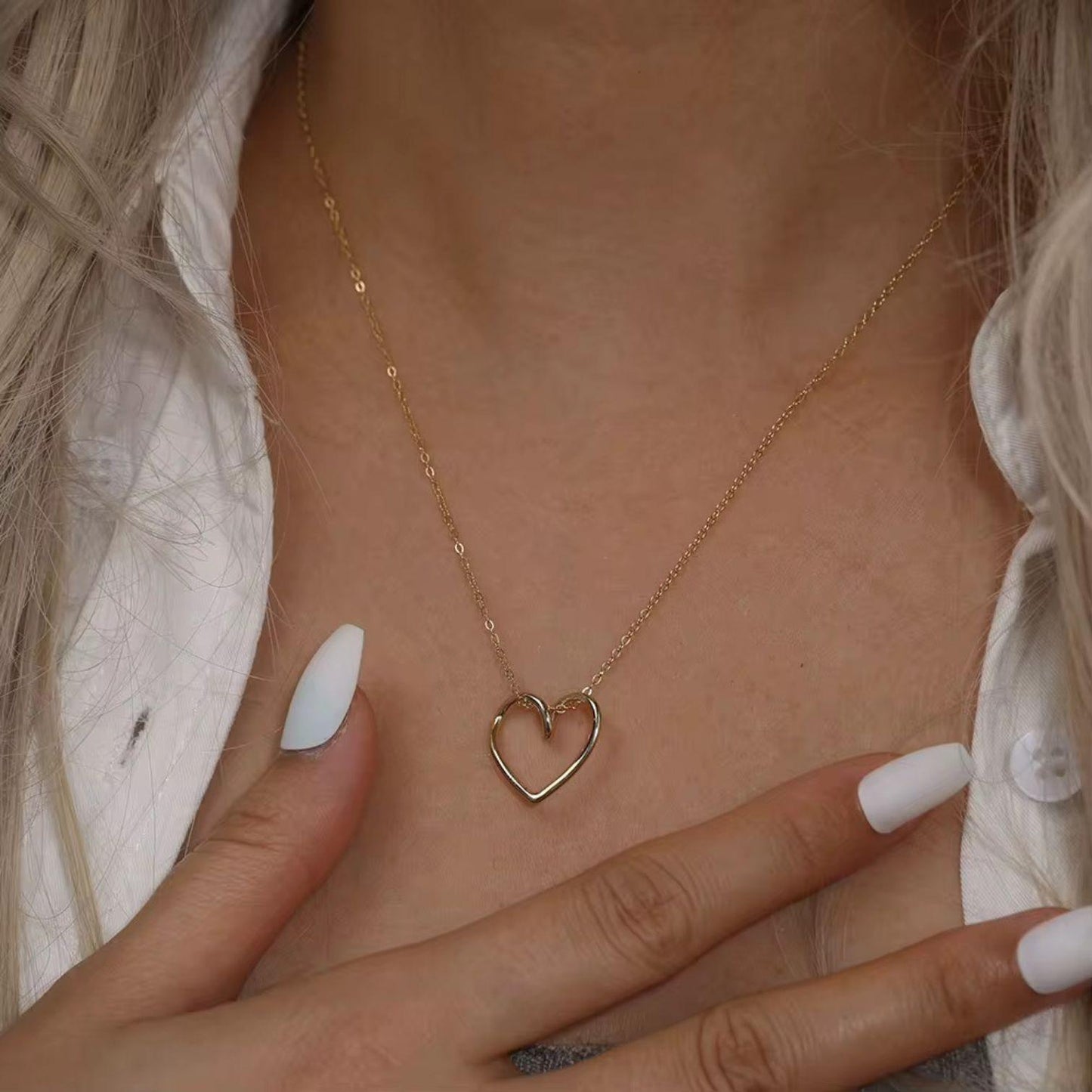 The Intertwined Heart Pendant - APN53
