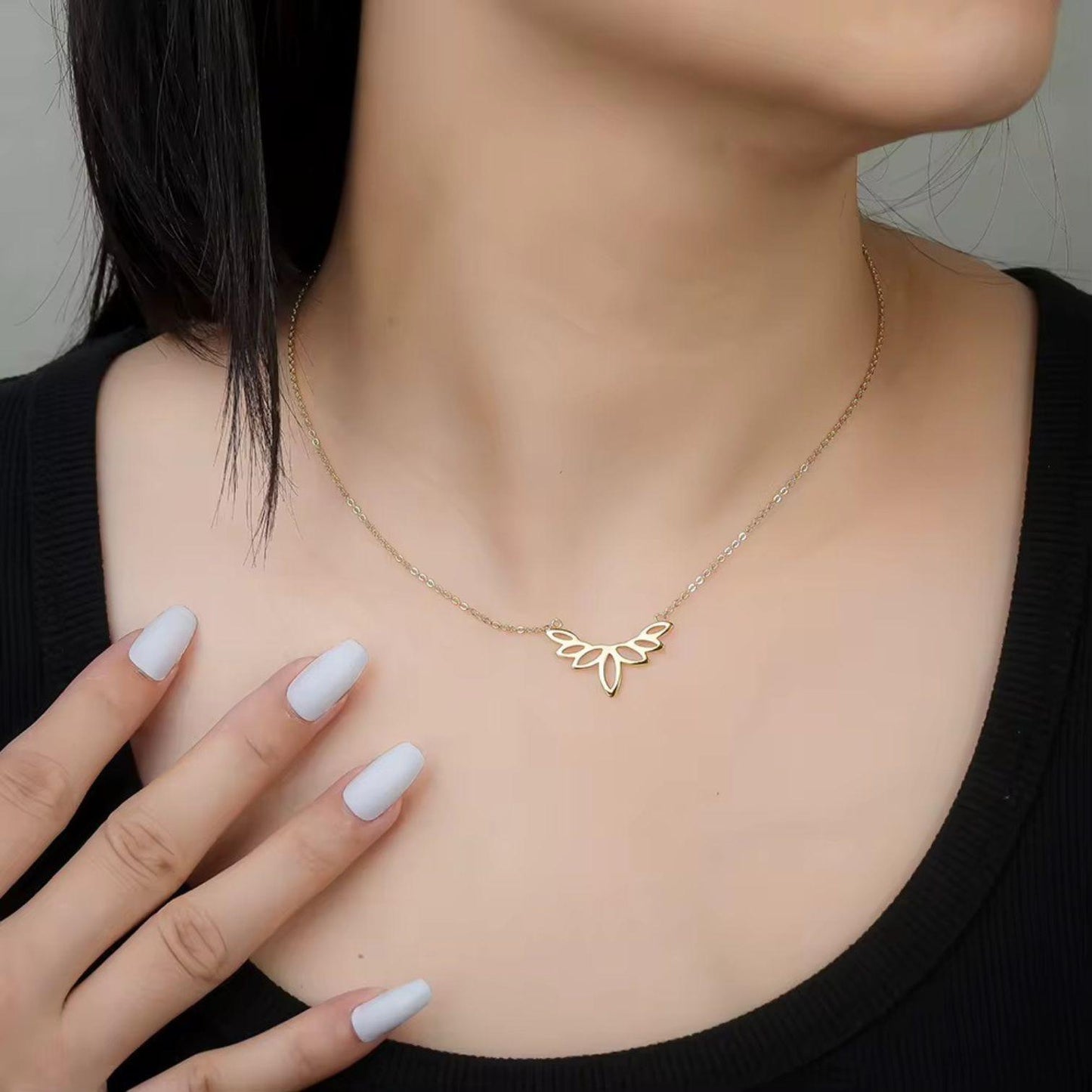 The Lotus Pendant Necklace - GAN16